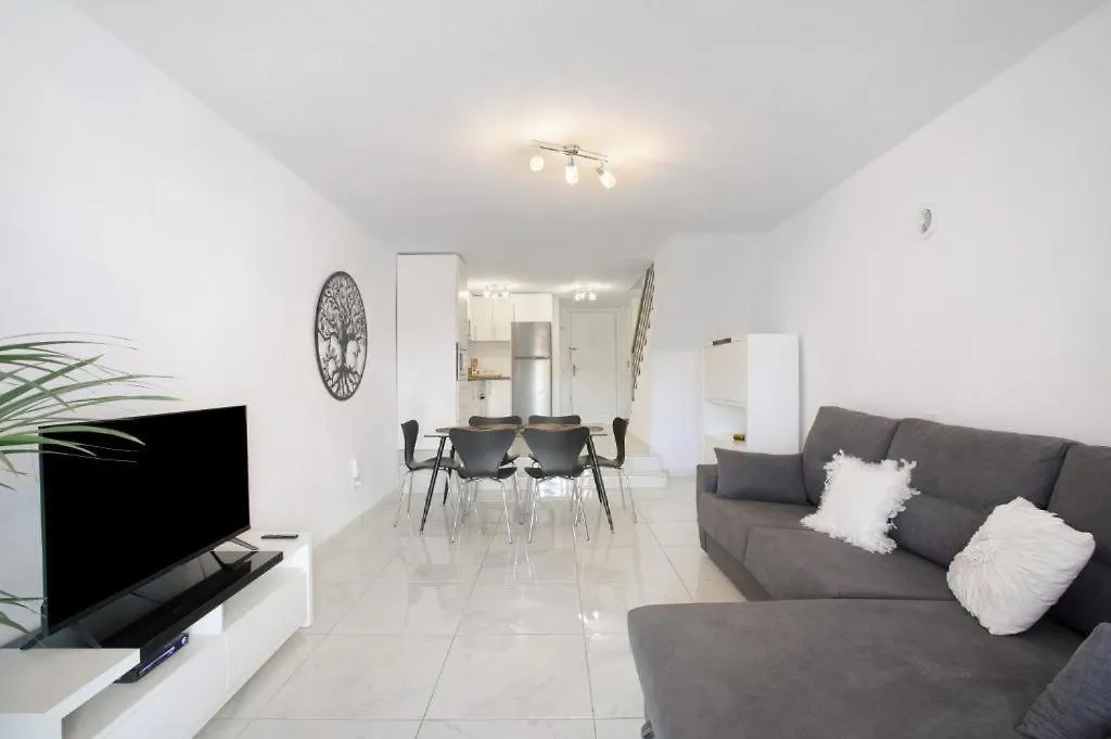 Parque Santiago 2 Luxury Apartment Playa de las Americas  0*, Playa de las Americas (Tenerife) Spain